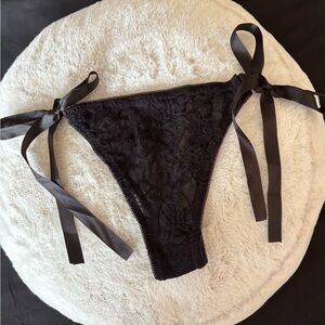 Elegant Black Lace Tie-Side Panty